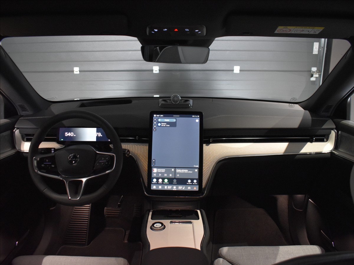 Volvo EX90
