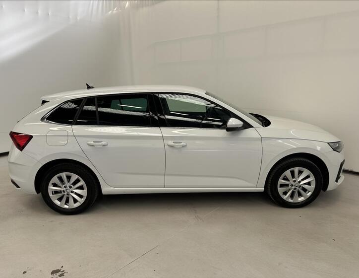 Škoda Scala 3