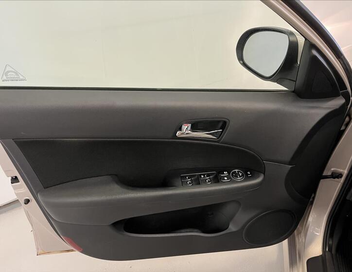 Hyundai i30 18
