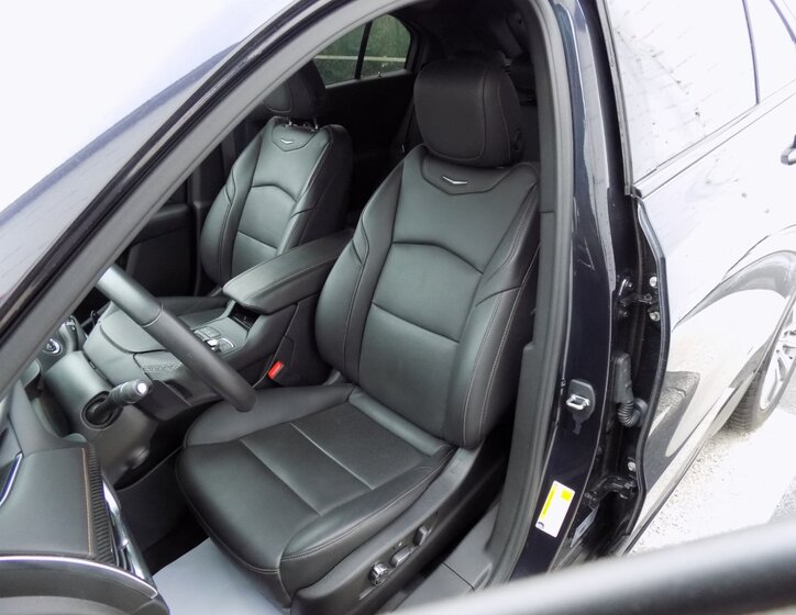 Cadillac XT4 14