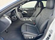 BMW Řada 8 6