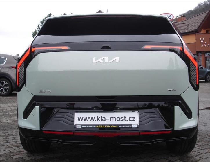 KIA EV3 9