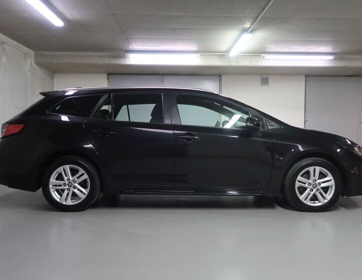 Toyota Corolla 4