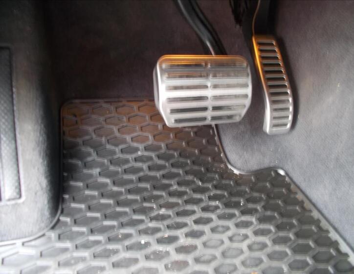 Volkswagen Touareg 29