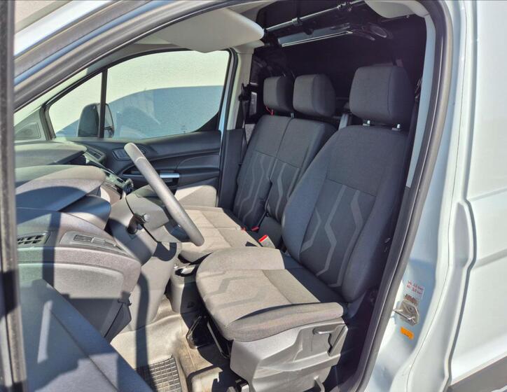 Ford Transit Connect 13