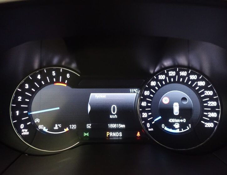 Ford S-MAX 9