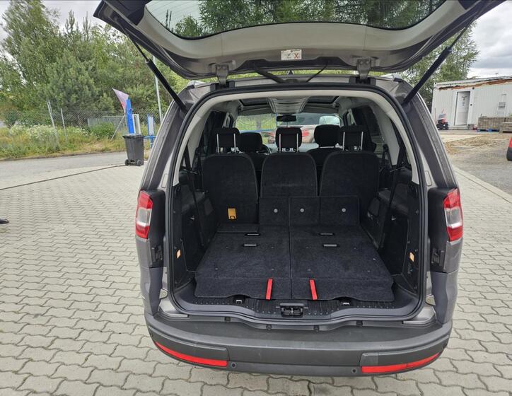 Ford Galaxy 5