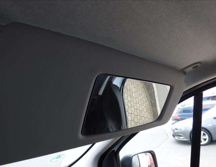 Renault Trafic 28