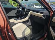 Lexus LBX 16