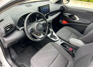Toyota Yaris 16