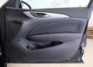 Opel Insignia 11