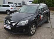 Volkswagen Tiguan 1