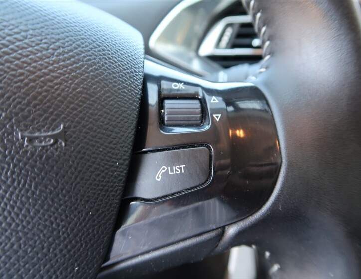 Peugeot 308 17