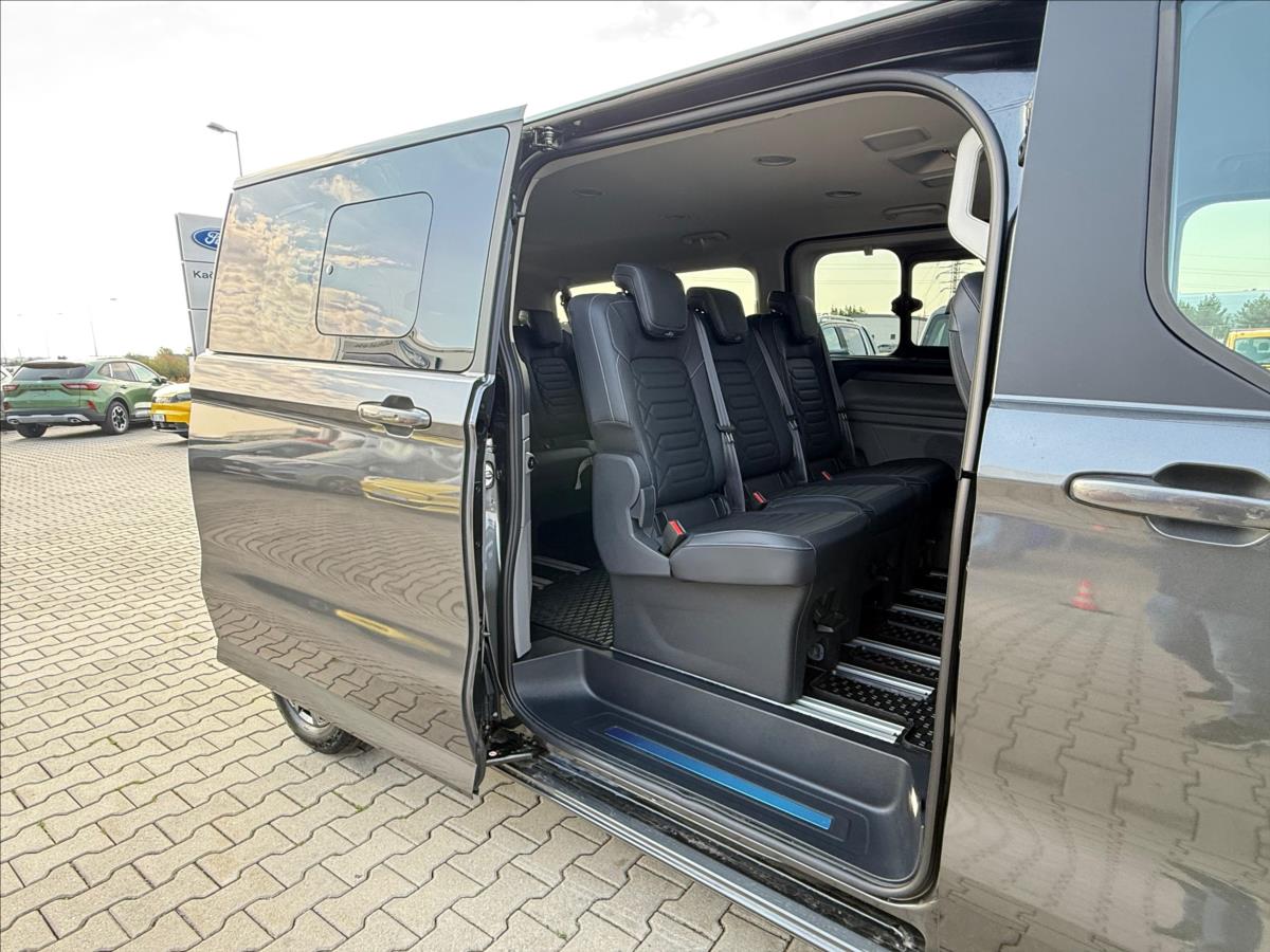 Ford Tourneo Custom