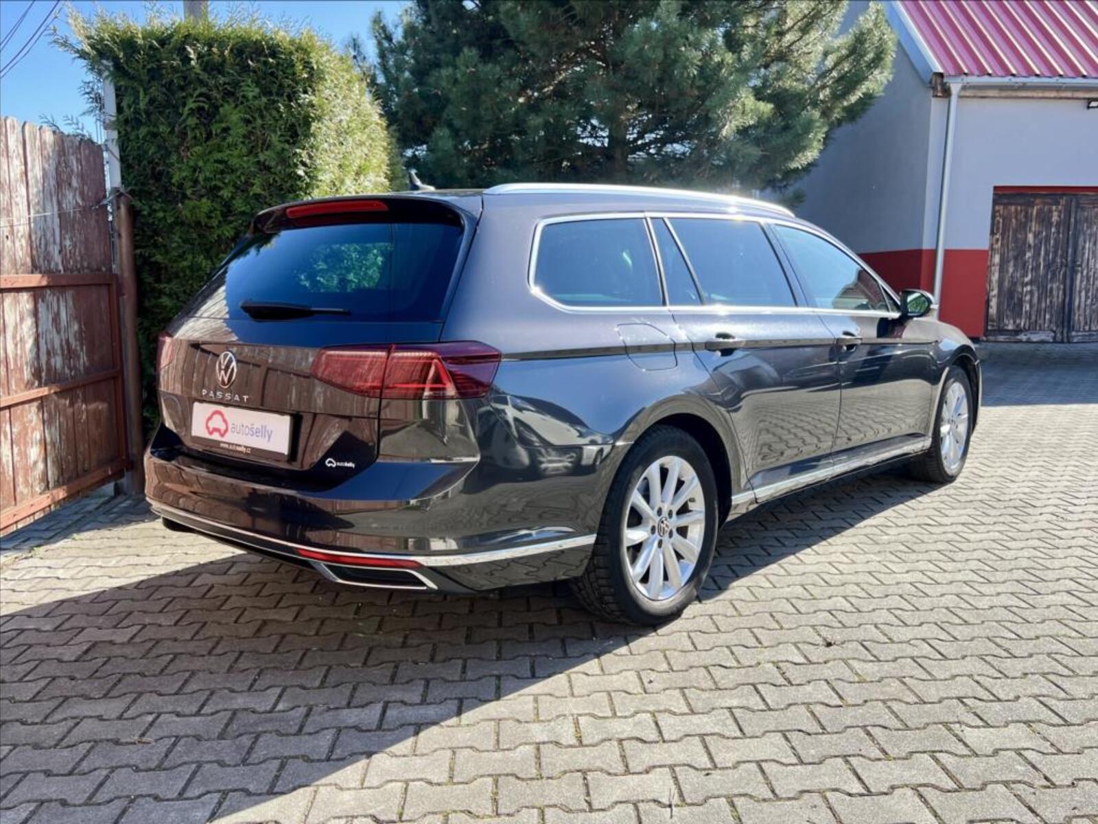 Volkswagen Passat 5
