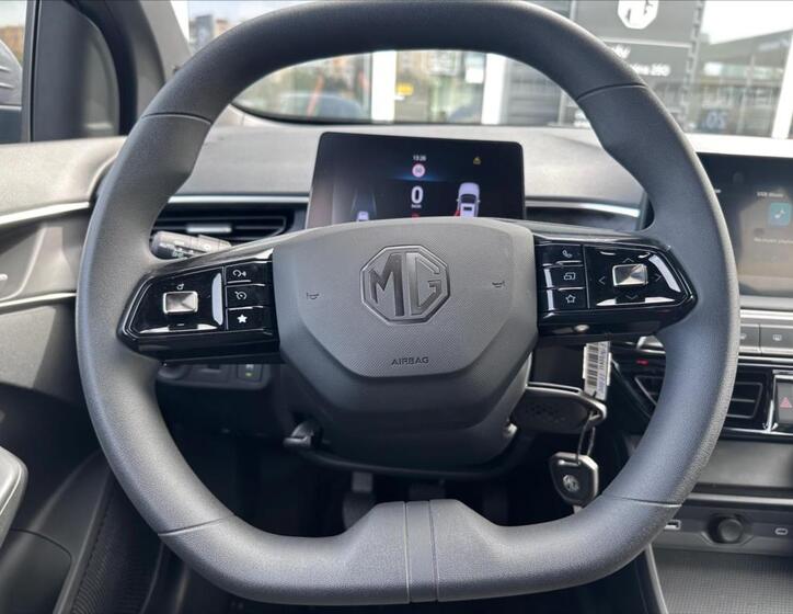 MG MG3 8