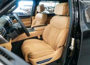 Jeep Grand Wagoneer 18