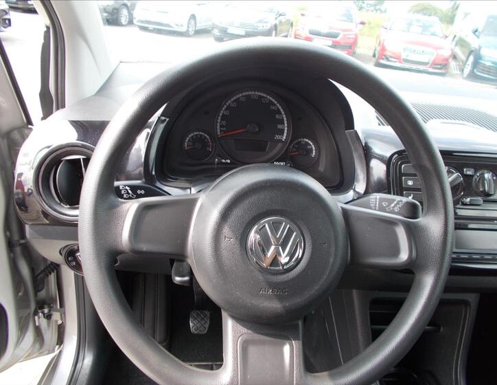 Volkswagen up! 18