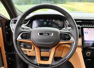 Jeep Grand Cherokee 22