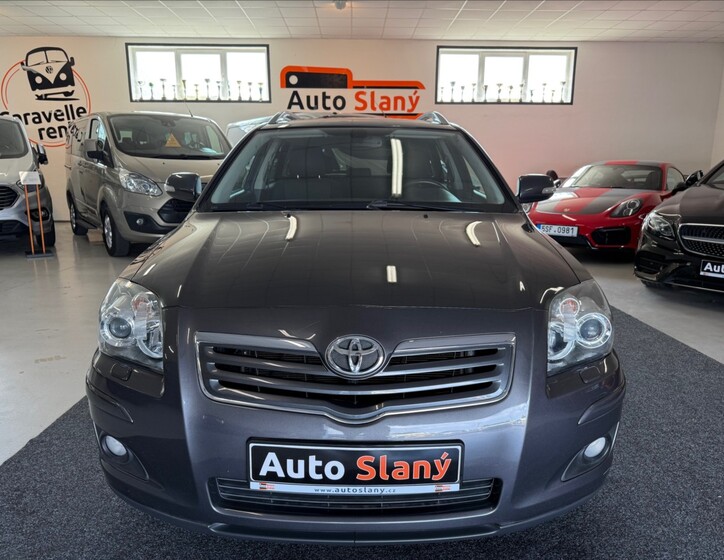 Toyota Avensis 7