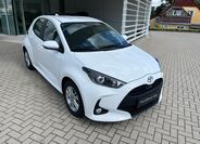 Toyota Yaris 8