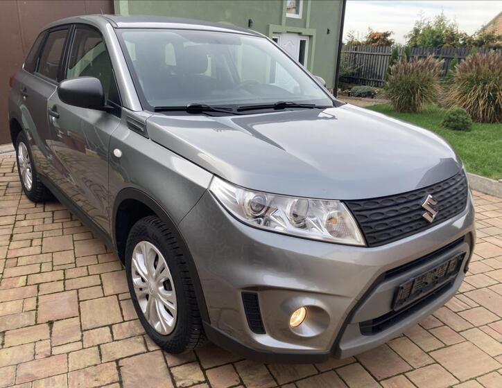 Suzuki Vitara 19
