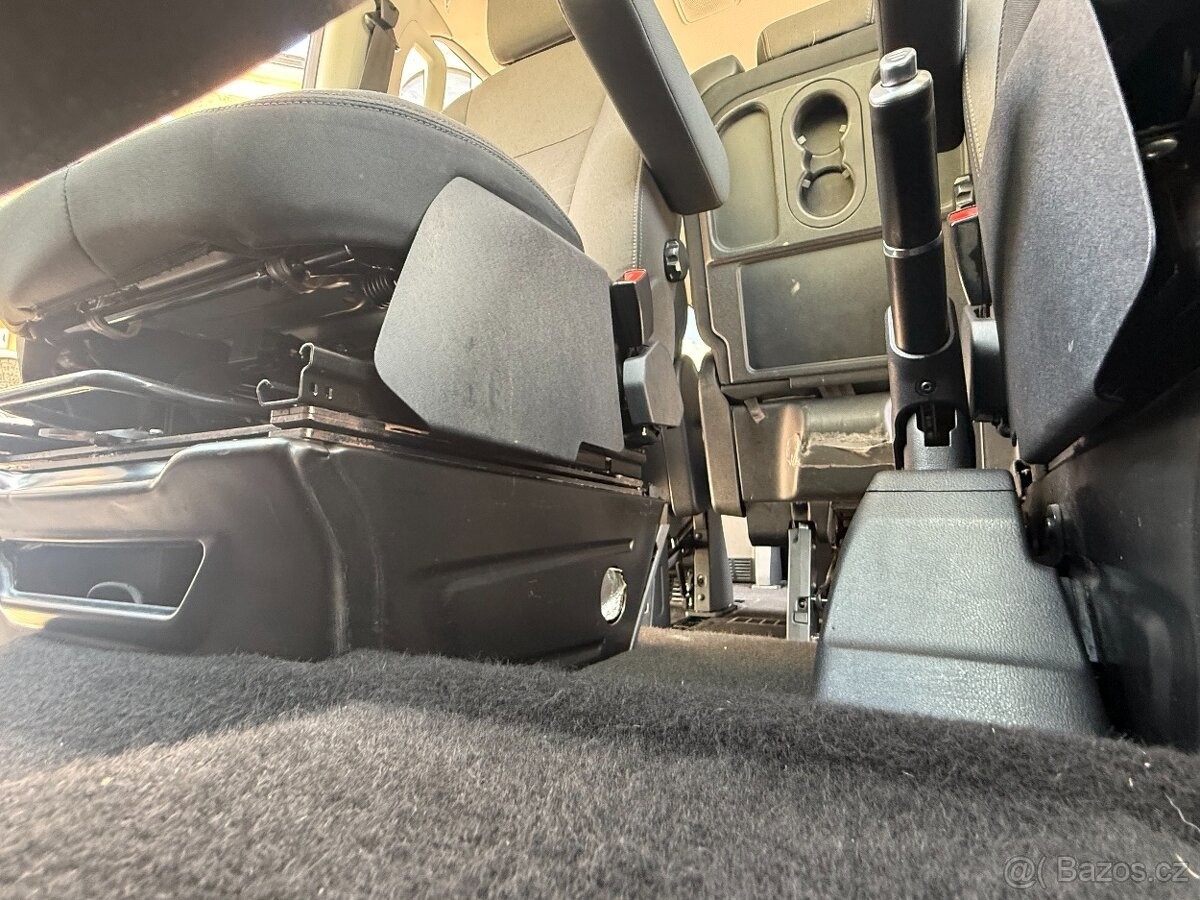Ford Tourneo