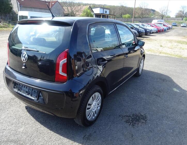 Volkswagen up! 4