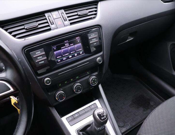Škoda Octavia 19