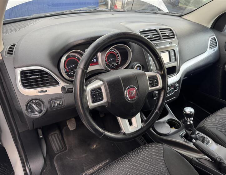 Fiat Freemont 24