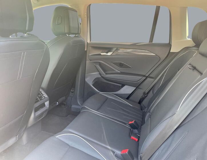 Volkswagen Tiguan 7