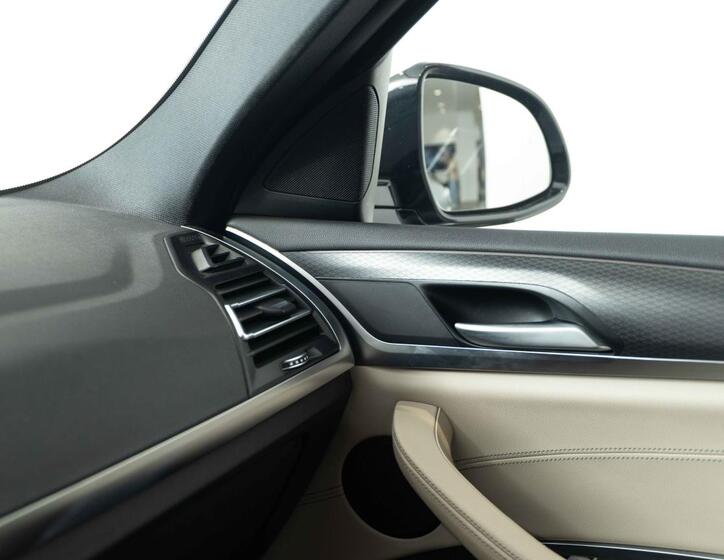 BMW X4 15