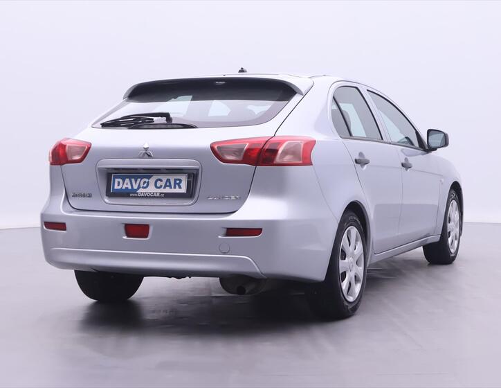 Mitsubishi Lancer 7