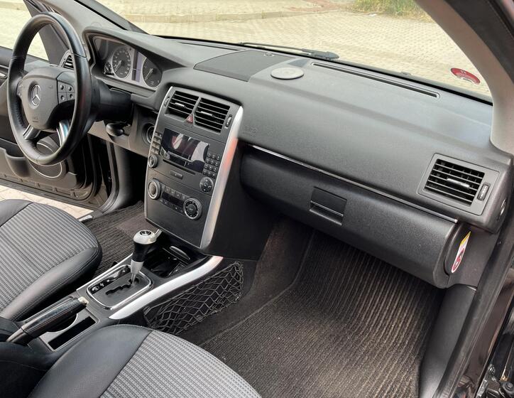 Mercedes-Benz Třídy B 15