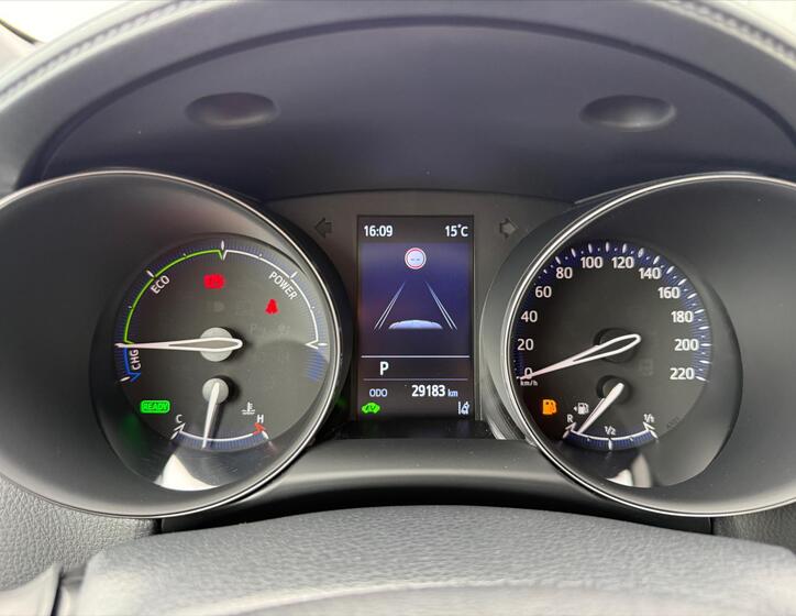 Toyota C-HR 11