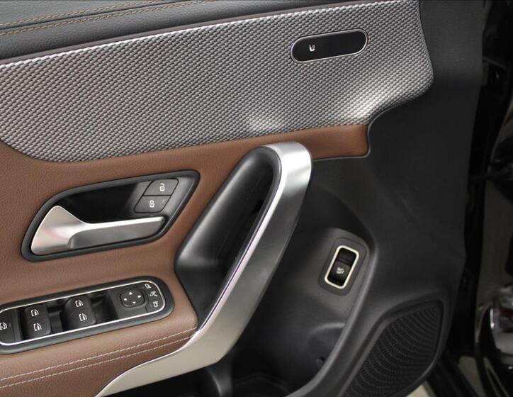 Mercedes-Benz CLA 15