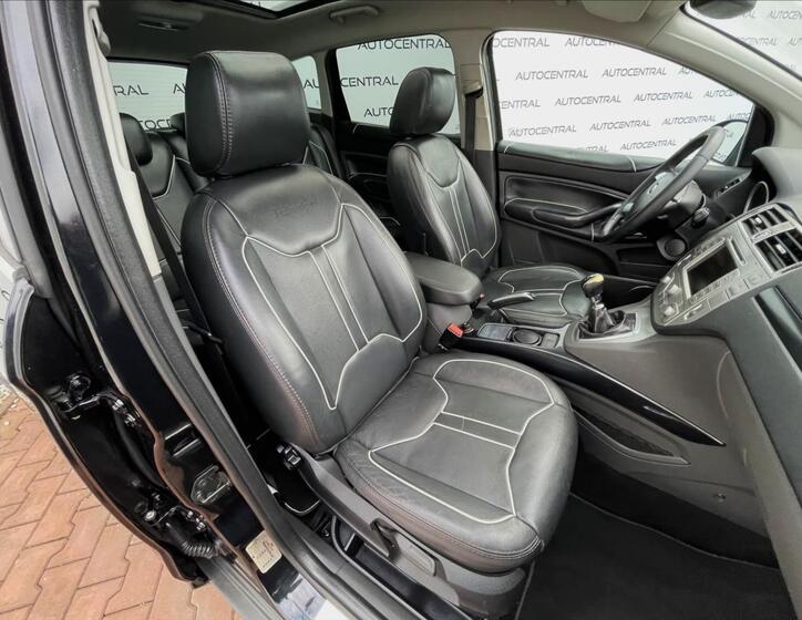 Ford Kuga 24
