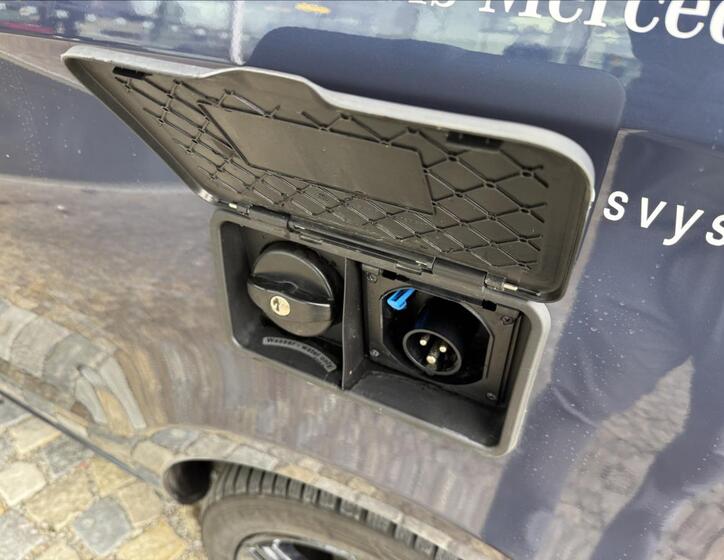 Mercedes-Benz Třídy V 32