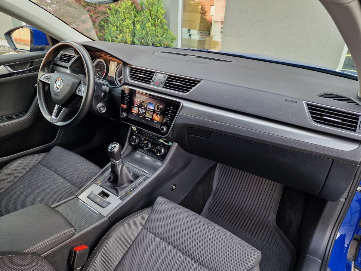 Škoda Superb