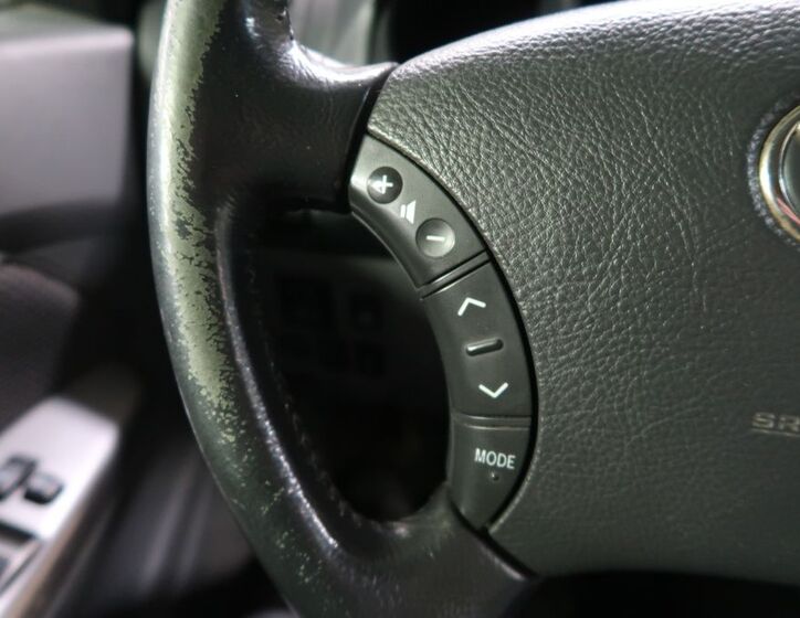 Toyota Hilux 25