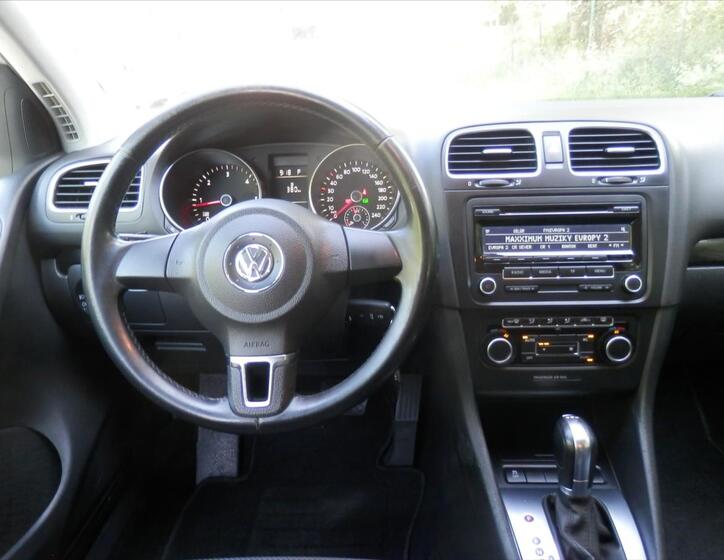 Volkswagen Golf 20