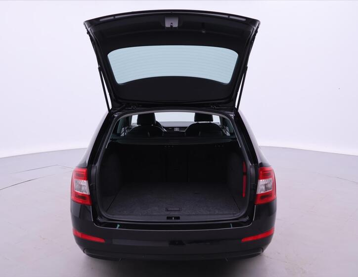 Škoda Octavia 9