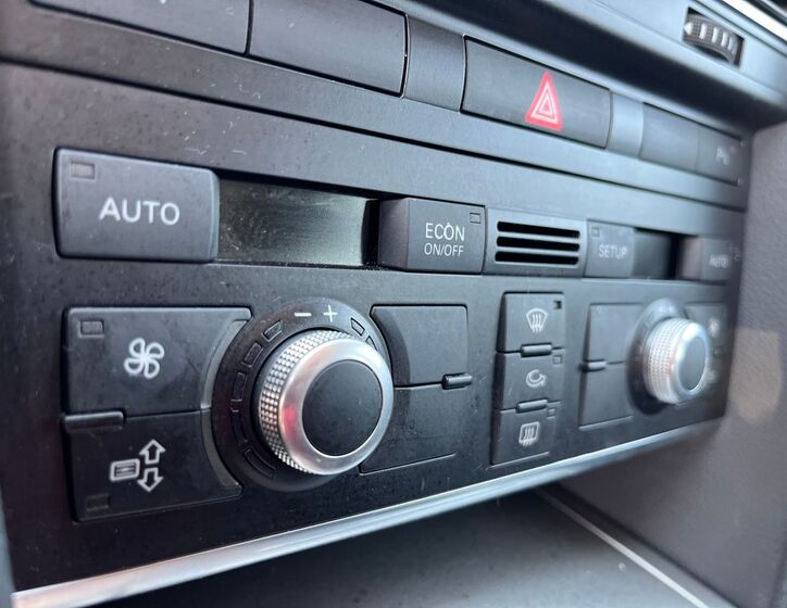 Audi A6 28