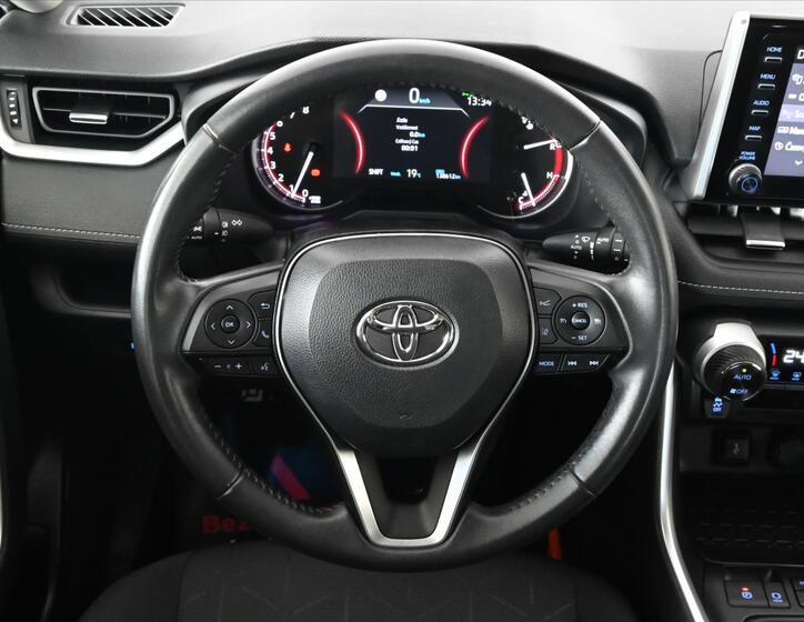 Toyota RAV4 16