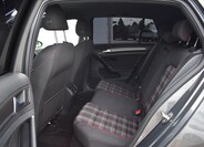 Volkswagen Golf 13