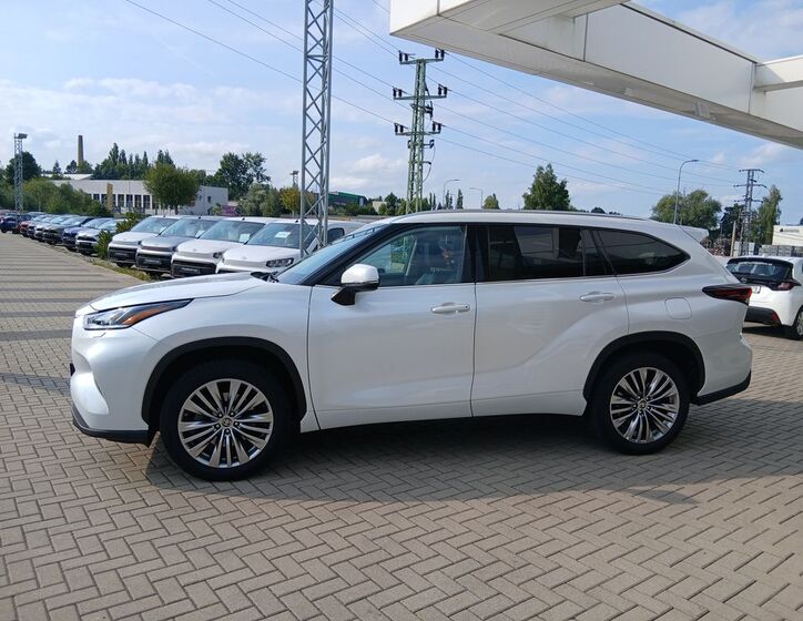 Toyota Highlander 3