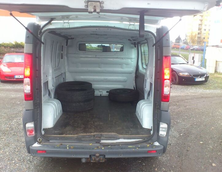 Opel Vivaro 17