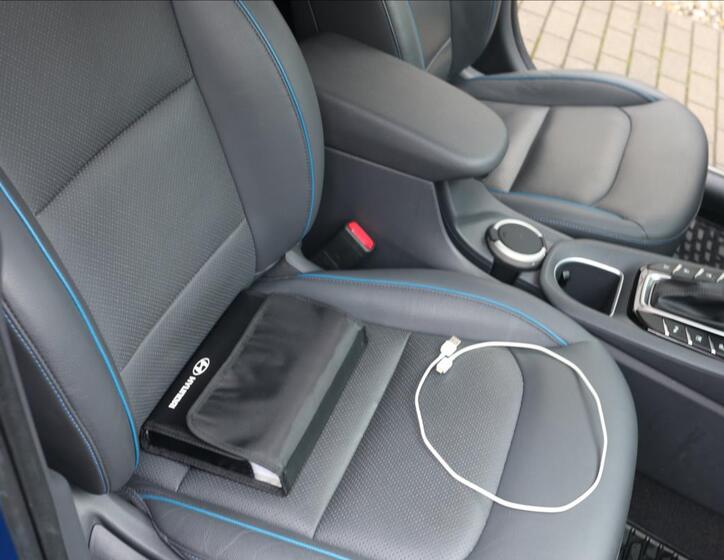 Hyundai IONIQ 54