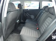 Volkswagen Passat 9
