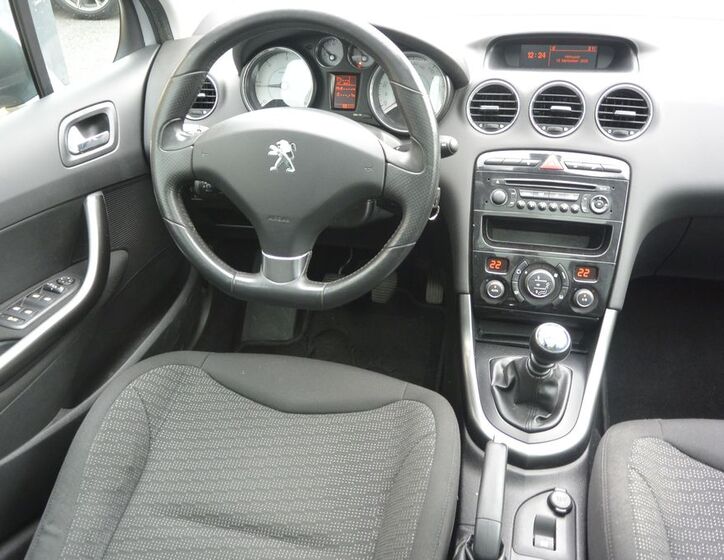Peugeot 308 15